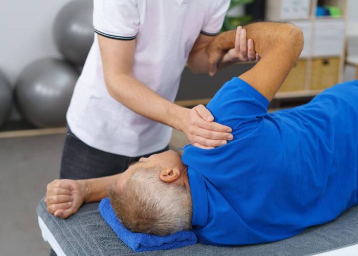 Physiotherapy for Frozen Shoulder-min